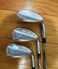Mizuno Pro T-3 White Satin Wedge Set.