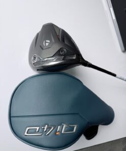 Taylormade Qi4D Driver.